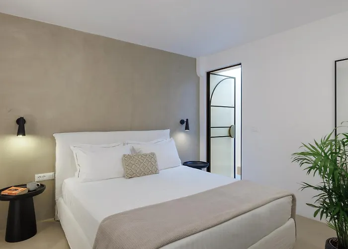 Eolia Luxury Pýrgos