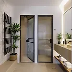 أوليلا لوكشيري