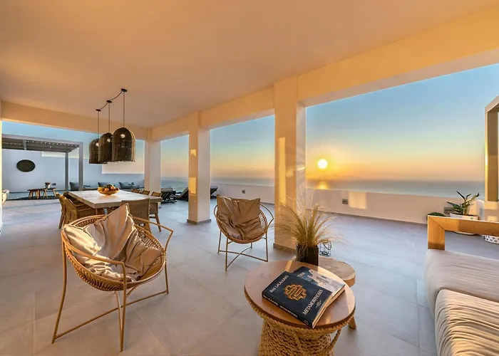 Eolia Luxury Villa *