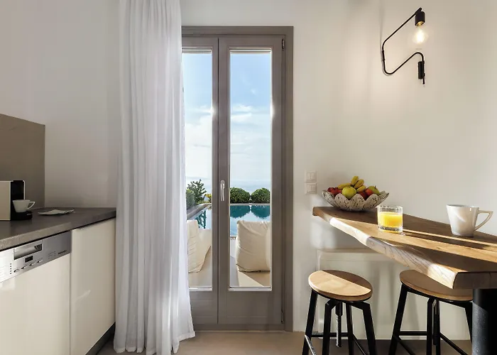 Eolia Luxury * Pýrgos