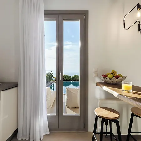 Eolia Luxury * Pýrgos